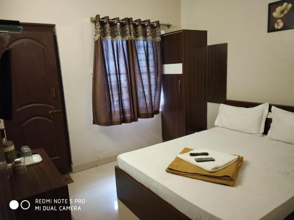 Parkwood Executive Rooms Inn Bangalore Eksteriør bilde