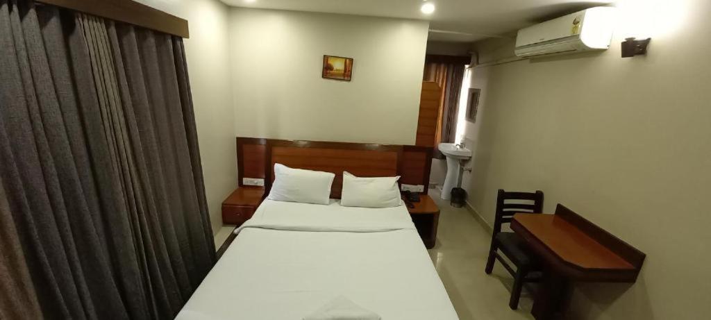 Parkwood Executive Rooms Inn Bangalore Eksteriør bilde